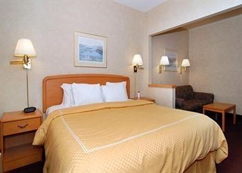 Comfort Suites4