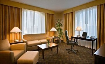 DOUBLETREE HOTEL DAYTON DOWNTOWN1