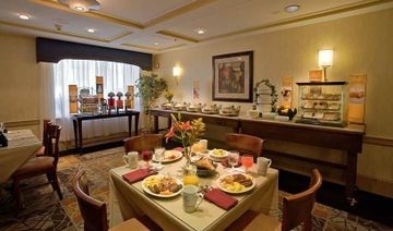 DOUBLETREE HOTEL DAYTON DOWNTOWN4