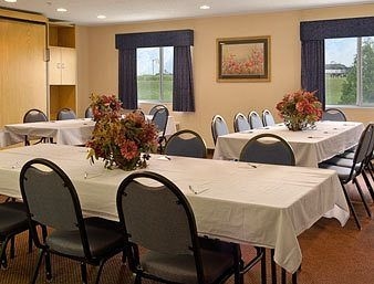 Baymont Inn And Suites Toledo/1