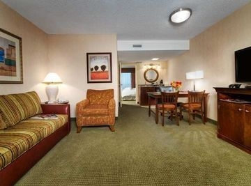 EMBASSY SUITES TULSA - I-442