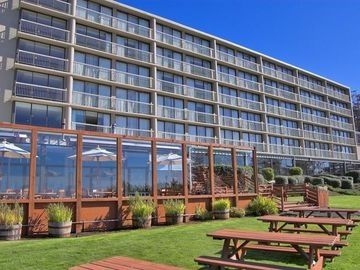BEST WESTERN AGATE BEACH INN1