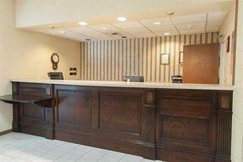 HOLIDAY INN HARRISBURG-CARLISLE3