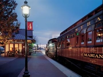 HOLIDAY INN EXPRESS HOTEL & SUITES LANCASTER-LITITZ1