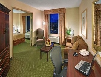 WYNDHAM PITTSBURGH UNIVERSITY1