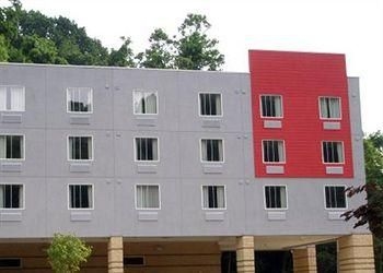 Comfort Inn Pittsburgh4