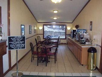 Knights Inn Pittsburgh Bridgeville4