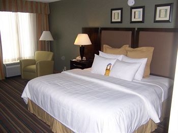 CROWNE PLAZA PHILADELPHIA-BUCK4