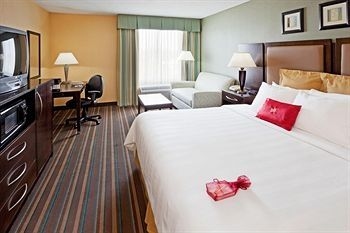 CROWNE PLAZA PHILADELPHIA-BUCK1