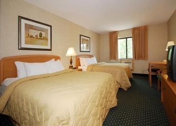Comfort Inn South4