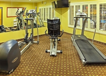 HOLIDAY INN EXPRESS HOTEL & SUITES GREENVILLE2
