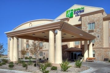 HOLIDAY INN EXPRESS HOTEL & SUITES PECOS3