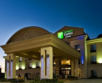 HOLIDAY INN EXPRESS HOTEL & SUITES WICHITA FALLS1