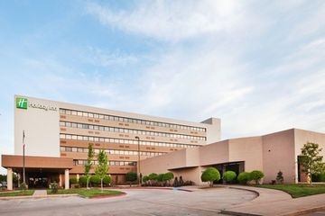 HOLIDAY INN WICHITA FALLS (AT THE FALLS)0