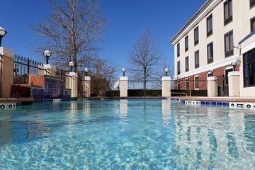 HOLIDAY INN EXPRESS HOTEL & SUITES TYLER1