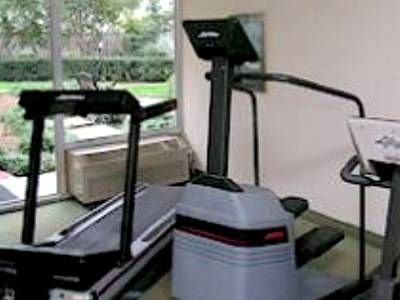 Quality Inn Dallas Market Center3