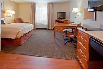 CANDLEWOOD SUITES HOUSTON NW - WILLOWBROOK1