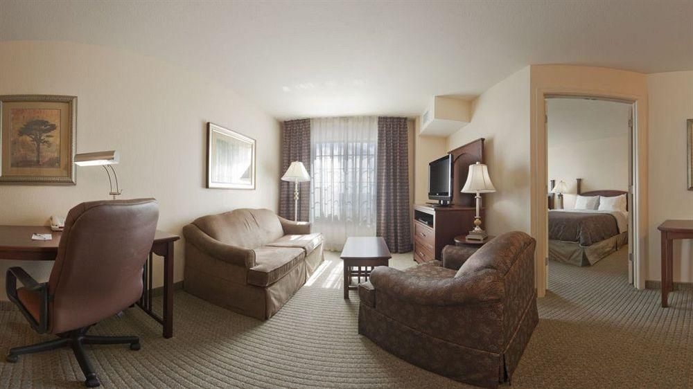 Staybridge Suites San Antonio La Cantera1