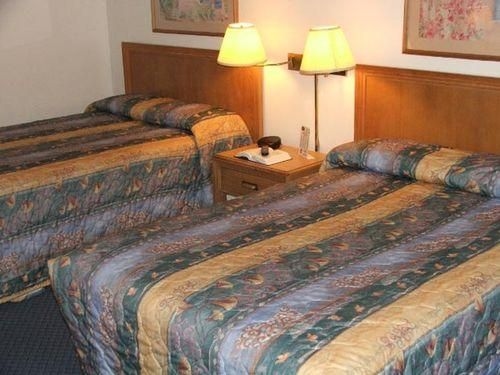 Americas Best Value Inn & Suites4