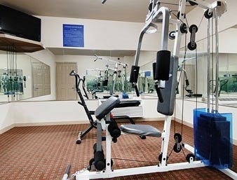Days Inn and Suites Baytown0