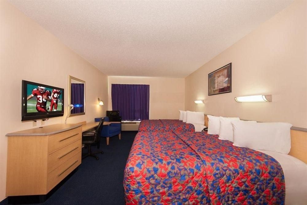 Red Roof Inn South1