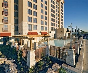 Embassy Suites San Marcos Spa Conf Ctr3