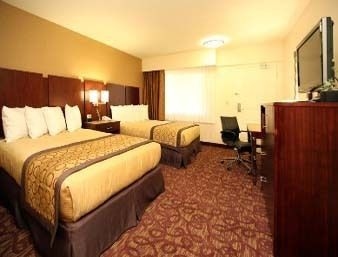 RAMADA DOWNTOWN2