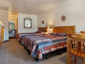 HOWARD JOHNSON CAPITOL REEF4