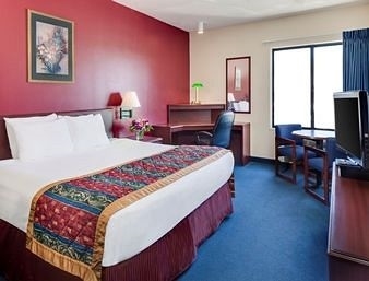 Baymont Inn and Suites Cedar Rapids2