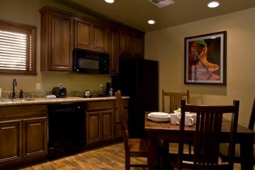 Cable Mountain Lodge3