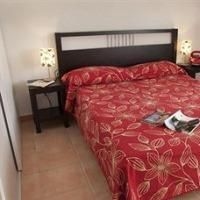 Cerise Carcassonne1