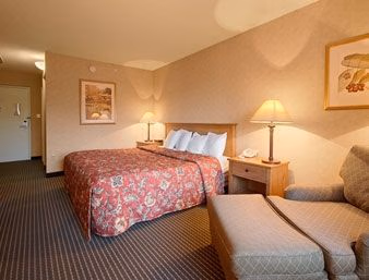HOWARD JOHNSON MADISON4