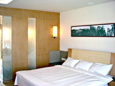 HUANGSHAN GOLF HOTEL1