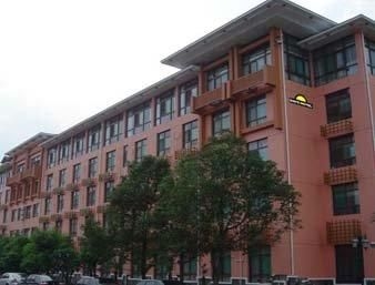 Days Hotel Golden Peacock Spa Resort Hefei3