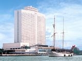 โรงแรมไวท์สวอน (White Swan Hotel)0