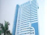 Moon Bay Hotel0