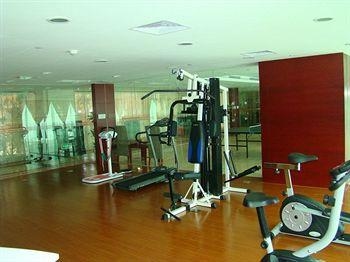Vanguard Hotel4