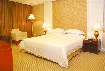 Vanguard Hotel3