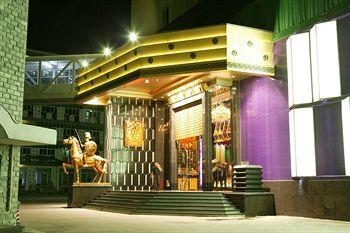 Vanguard Hotel1