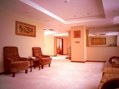 JUNYI SUNSHINE HOTEL1