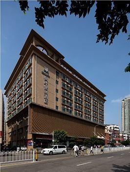 Maple Leaf Convenience Hotel1