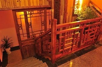 Bamboo House Resort4