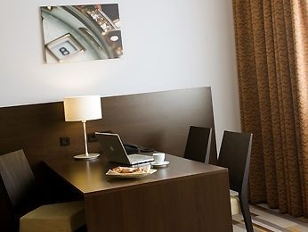 MERCURE CITY4