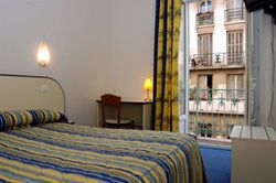 LE CRILLON3