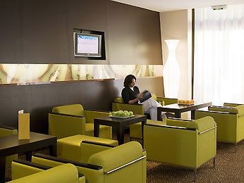 NOVOTEL CENTRE4