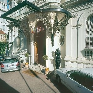 Vendome Hotel1