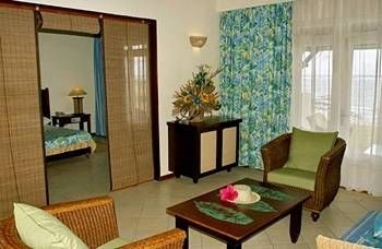 Cotton Bay Hotel2