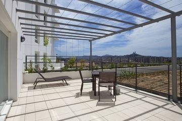 HOLIDAY INN EXPRESS4