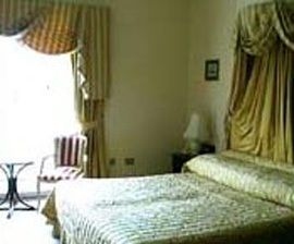 CASTLE OAKS HOUSE3