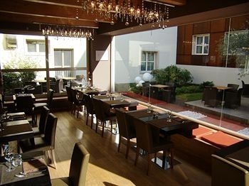 Admiral Park Hotel4